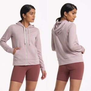 Vuori Women's Halo Performance Hoodie 2.0 in Umber Heather size XXS